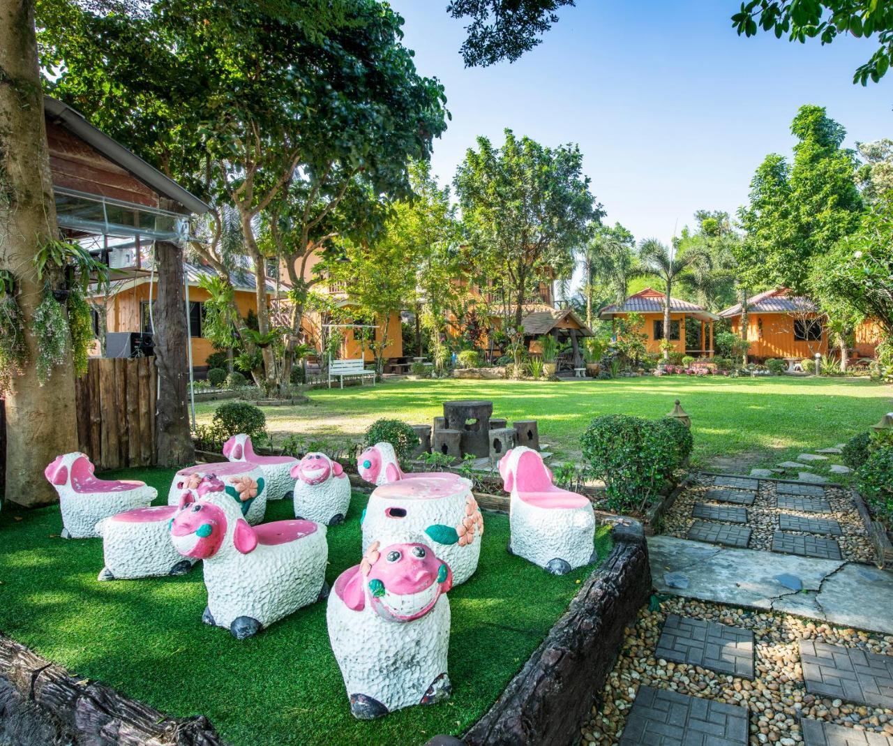 Greenview Resort Nakhon Nayok Exterior photo